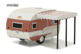 Roulotte Catolac DeVille  Travel Trailer 1959  Hitched Homes Greenlight 1/64