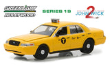 Ford Crown Victoria 2008 Taxi Greenlight Hollywood 1/64