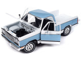 Dodge D100 Adventurer Sweptline 1977 Auto World 1/18