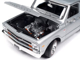 Chevrolet C-10 Stepside Pick Up 1968 Auto World 1/18