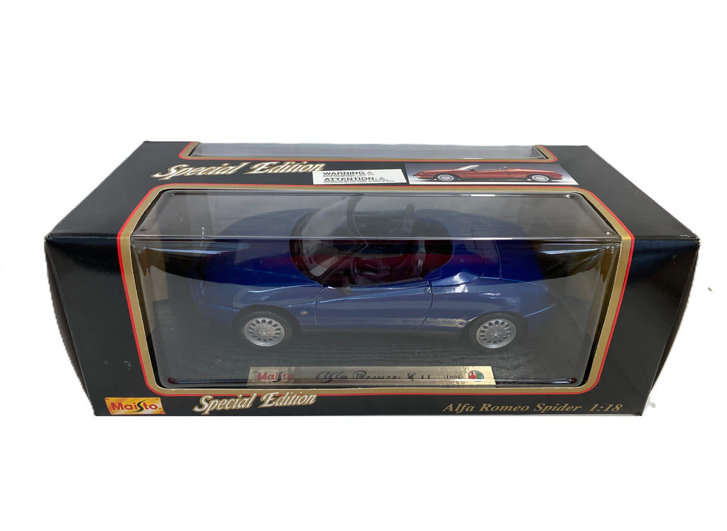 Alfa Romeo Spider Maisto 1/18