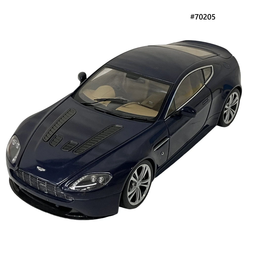 Aston Martin V12 Vantage 2010 AUTOart Performance 1/18