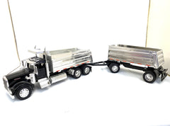 Camion benne double Kenworth W900 New Ray 1/32