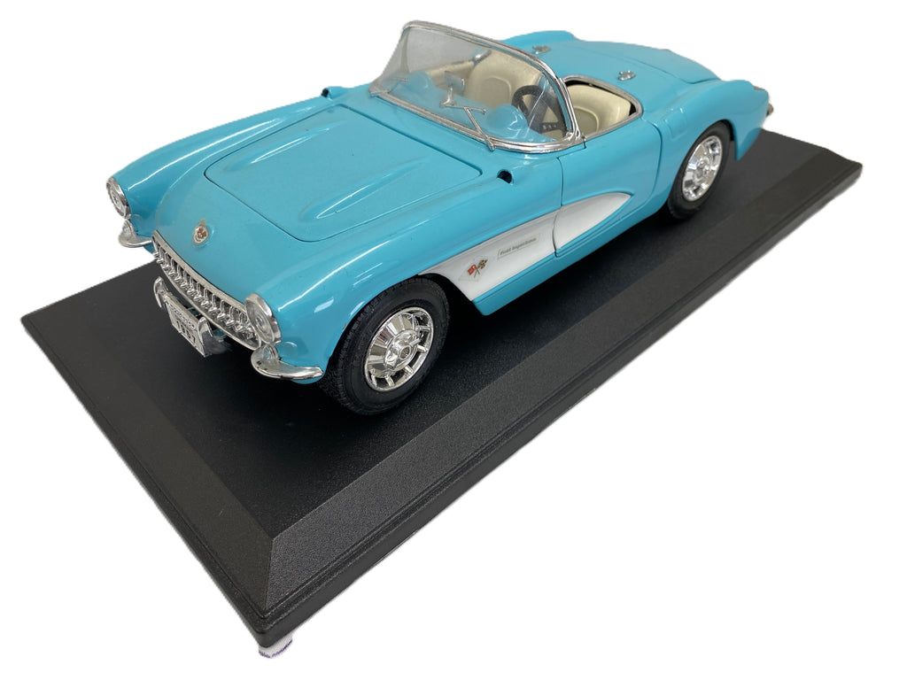 Chevrolet Corvette 1957 Road Tough 1/18