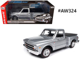 Chevrolet C-10 Stepside Pick Up 1968 Auto World 1/18