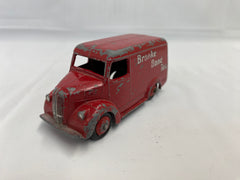 Trojan Van Dinky 1/43