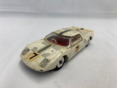 Ford GT Dinky 1/43