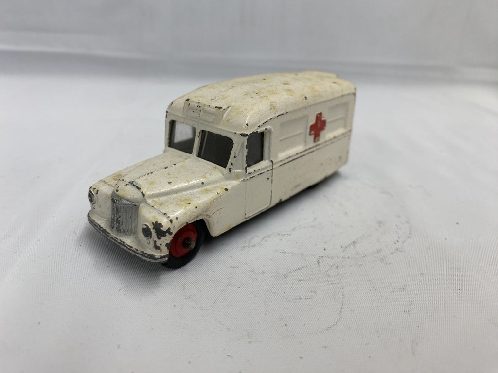 Daimler Ambulance Dinky 1/43