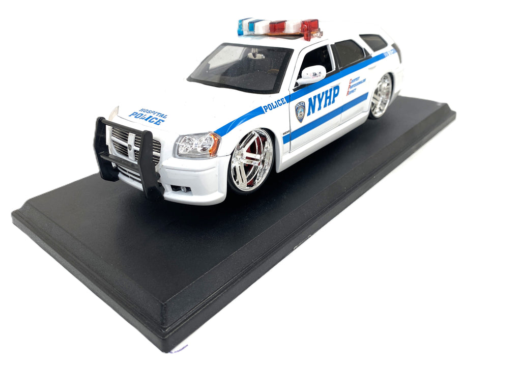 Dodge Magnum R/T Police NYHP Jada Heat 1/24