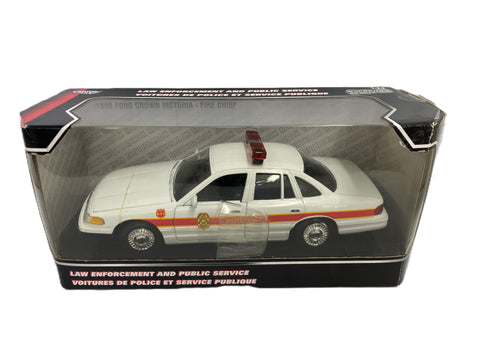 Ford Crown Victoria  Fire Chief Motor Max 1/24