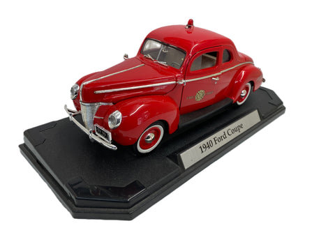 Ford Coupe 1940 Pompier American Graffiti Motor Max 1/18