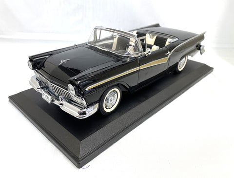 Ford Fairlane Skyliner 1957 Sun Star 1/18
