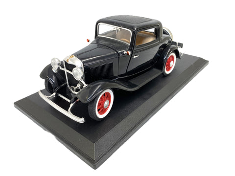Ford 3-Window Coupe 1932 Road Signature 1/18