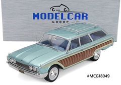 Ford LTD Country Square 1960 Model Car Group 1/18