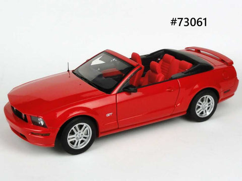 Ford Mustang GT Convertible 2006 AUTOart Performance 1/18