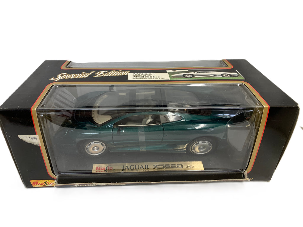 Jaguar XJ 220 1992 Maisto 1/18