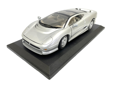 Jaguar XJ 220 1992 Maisto 1/18