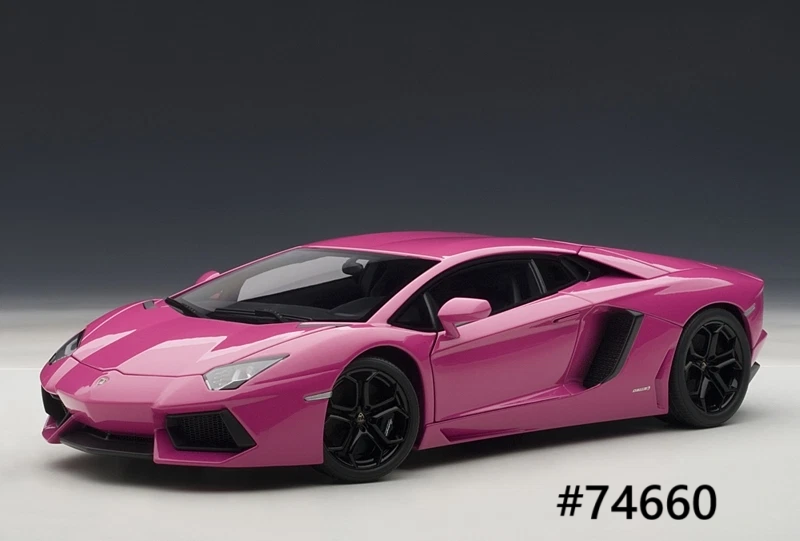 Lamborghini Aventador LP700-4 AUTOart Signature 1/18