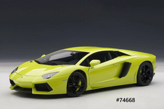 Lamborghini Aventador LP700-4 AUTOart Signature 1/18
