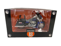 Harley Davidson FLHTCSE CVO 2004 Maisto Series 18 1/18