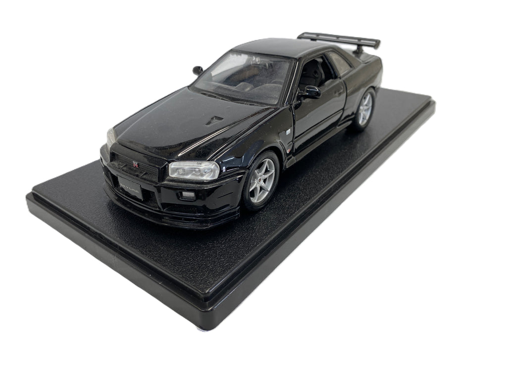 Nissan Skyline GT-R (R34) Maisto 1/24