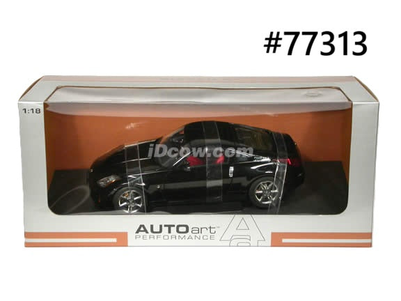 Nissan 350 Z 2002 AUTOart Performance 1/18