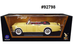 Packard Caribbean 1953 Road Signature 1/18
