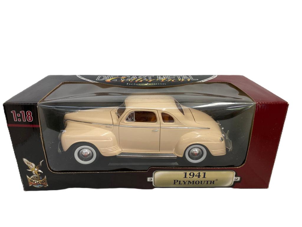 Plymouth 1941 Road Signature 1/18