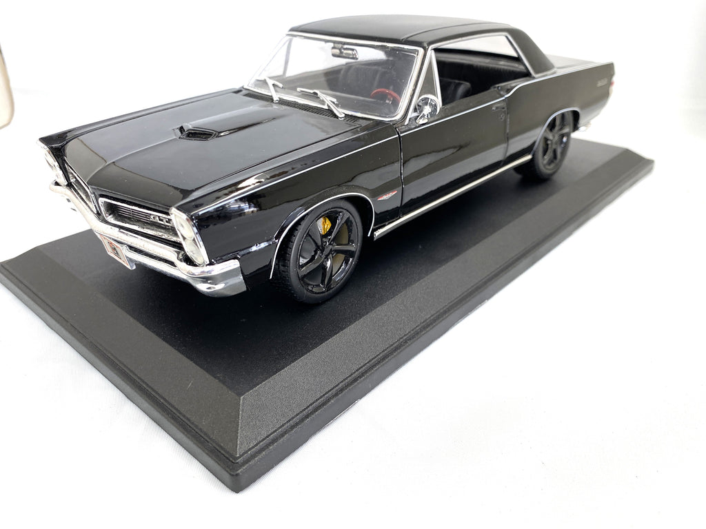 Pontiac GTO 1965 Maisto 1/18