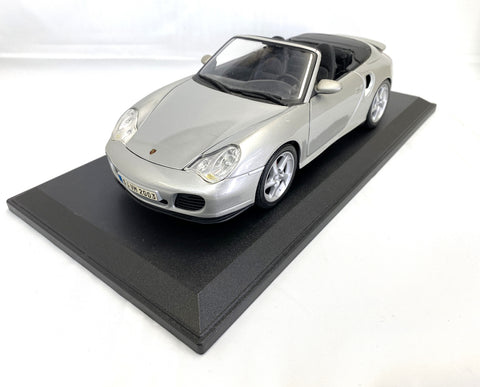 Porsche 911 Turbo Cabriolet Maisto 1/18
