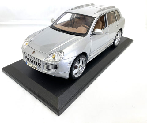 Porsche Cayenne Maisto 1/18