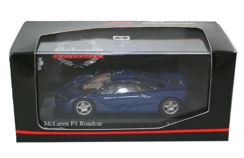 McLaren F1 Roadcar Minichamps 1/43