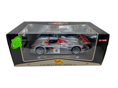 Audi R8 2000 Maisto Road & Track 1/18