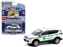 Ford Escape 2013 Greenlight Hot Pursuit 1/64