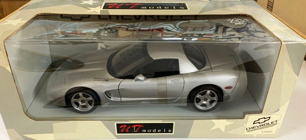 Chevrolet Corvette Hardtop 1999 UT Models 1/18
