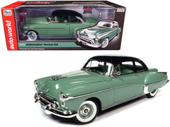 Oldsmobile Rocket 88 Holiday Special 1950 Auto World 1/18